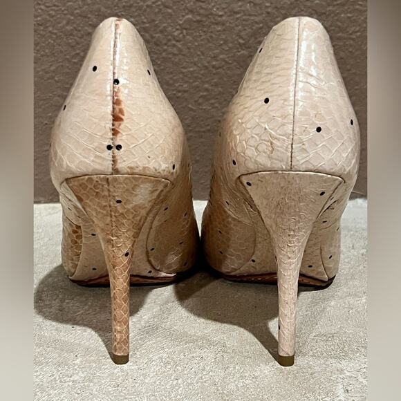 B Brian Atwood Joelle Snakeskin Point Toe Pump Natural Unique colors size 9.5 - Picture 4 of 8